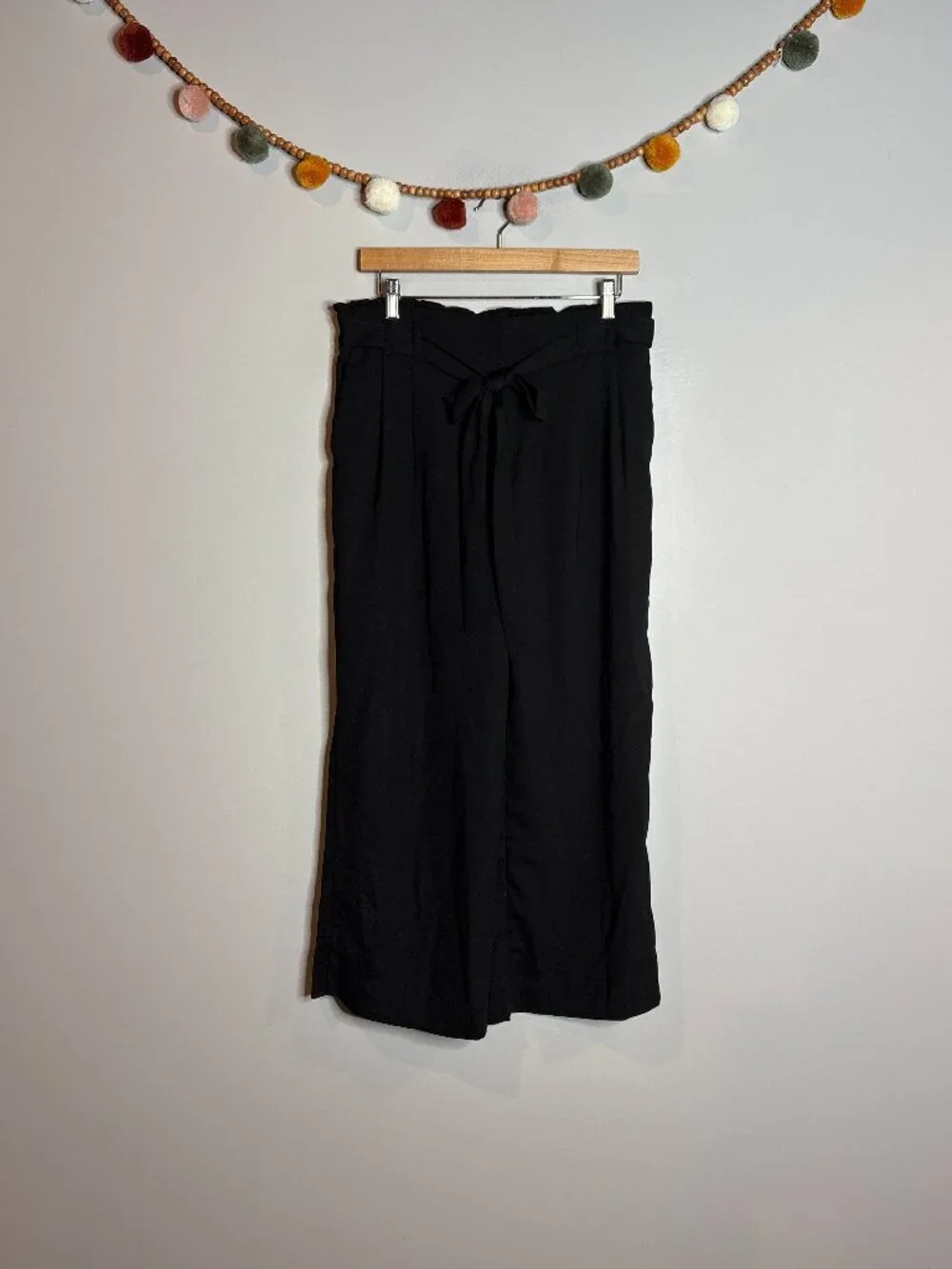 Popsugar black high waisted belted cropped dress pants